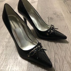 FREE w/ BUNDLE PURCHASE 🎁 DELICIOUS Black …